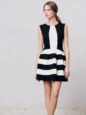 Eva Franco I Anthropologie Fit & Flare Dress Size 4